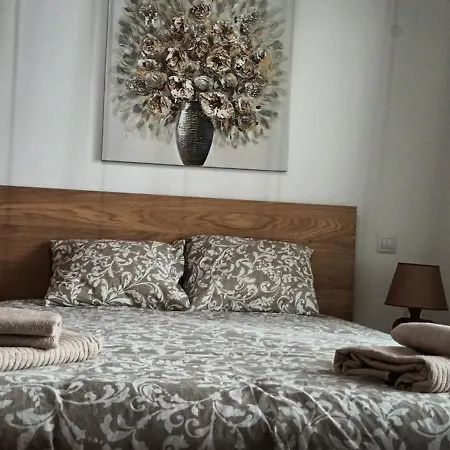 Global Guest Pn Apartment *